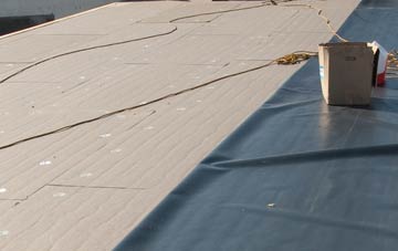 disadvantages of Yeaton flat roof insulation